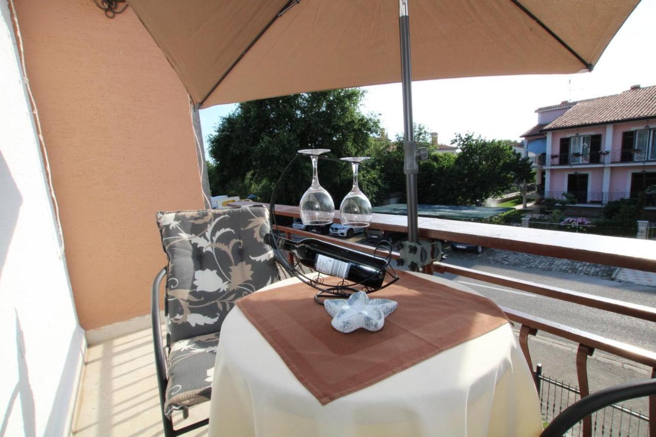 Blue Adria Suites Porec Esterno foto