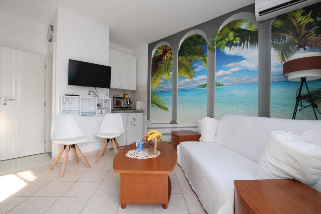 Blue Adria Suites Porec Esterno foto