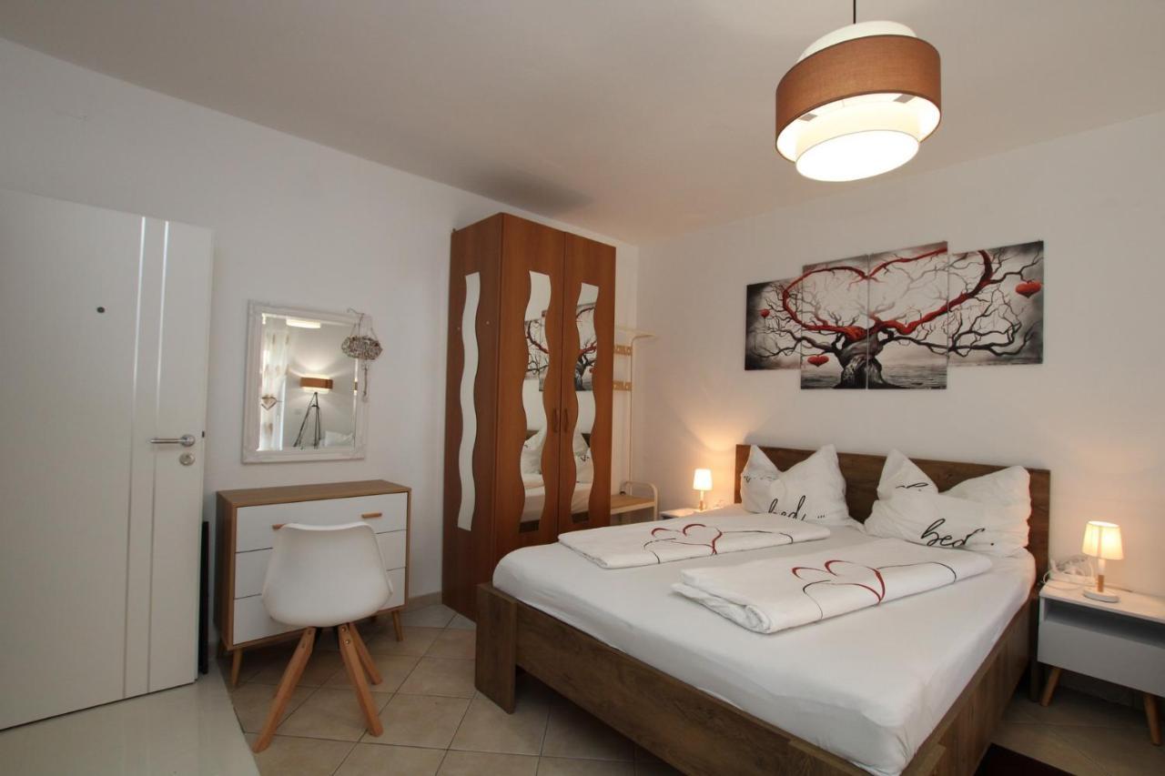 Blue Adria Suites Porec Esterno foto