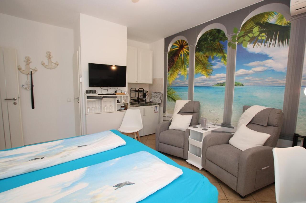 Blue Adria Suites Porec Esterno foto